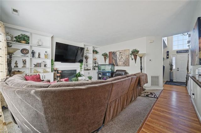 6406 Aberdeen PL, Suffolk, VA 23435