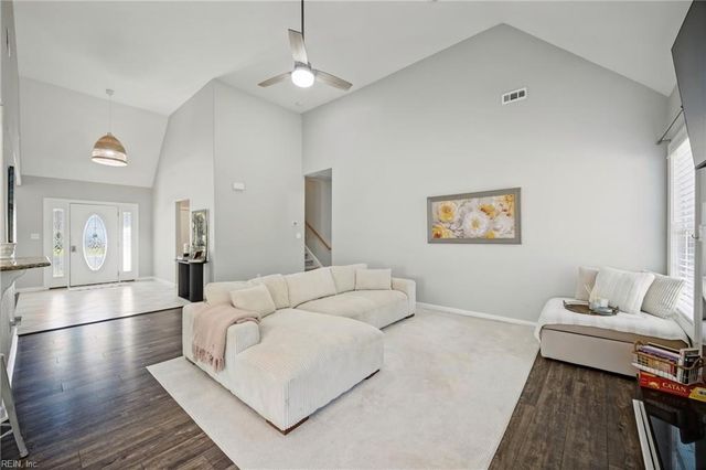 1732 Mount Airy CT, Virginia Beach, VA 23456