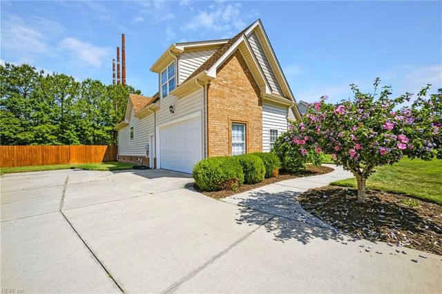 1732 Mount Airy CT, Virginia Beach, VA 23456