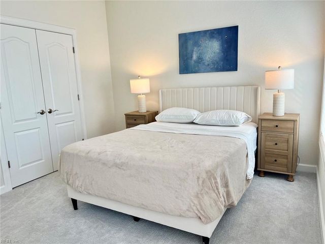 1732 Mount Airy CT, Virginia Beach, VA 23456