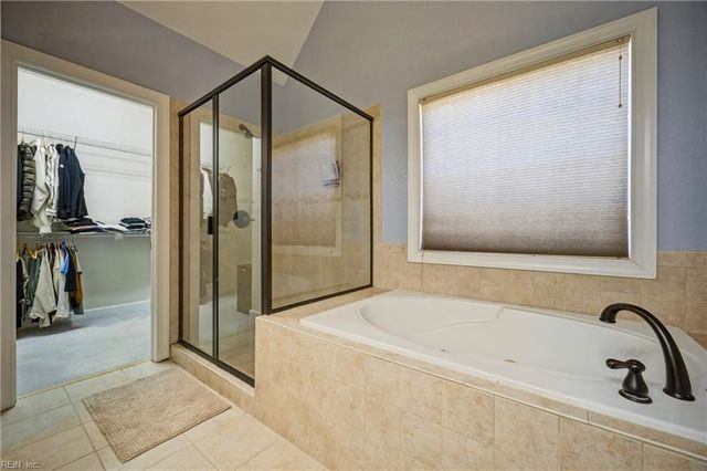 1732 Mount Airy CT, Virginia Beach, VA 23456