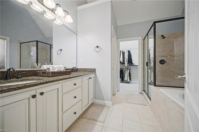 1732 Mount Airy CT, Virginia Beach, VA 23456