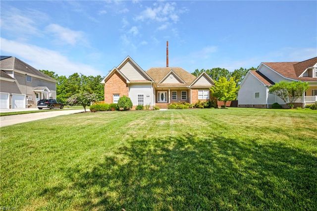 1732 Mount Airy CT, Virginia Beach, VA 23456