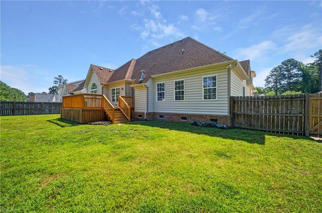 1732 Mount Airy CT, Virginia Beach, VA 23456