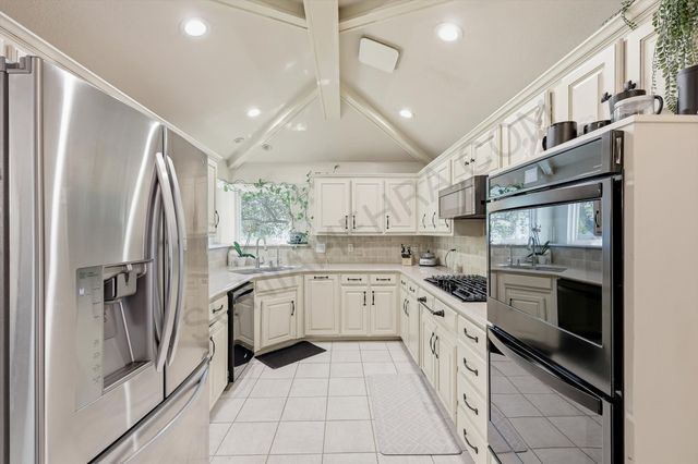 748 Blue Jay Lane, Coppell, TX 75019