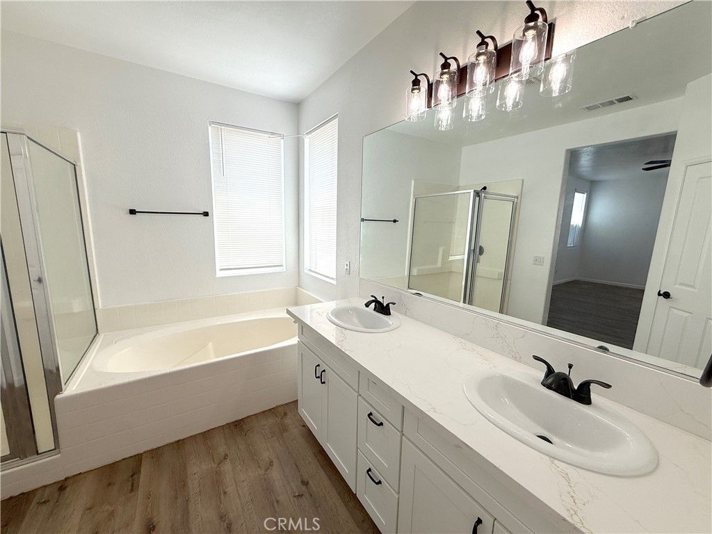 Image 29 of property listing at 14541 Swallow Court, Victorville, CA 92394