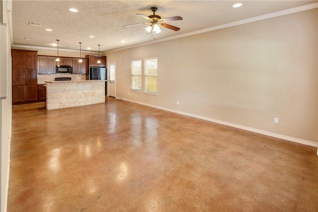 3360 Keefer Loop, College Station, TX 77845