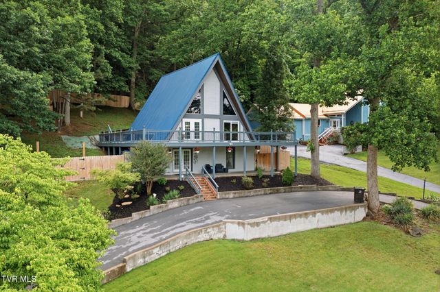 440 Lakeshore Road, Bluff City, TN 37618