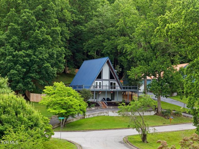 440 Lakeshore Road, Bluff City, TN 37618
