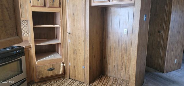 1992 Hillcrest Street, Rosamond, CA 93560