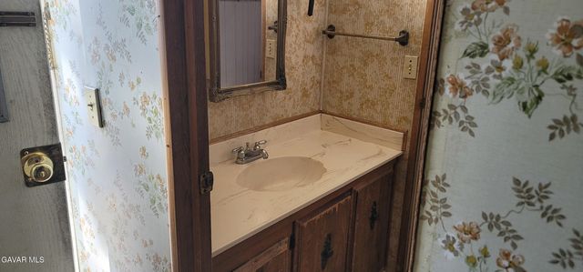 1992 Hillcrest Street, Rosamond, CA 93560