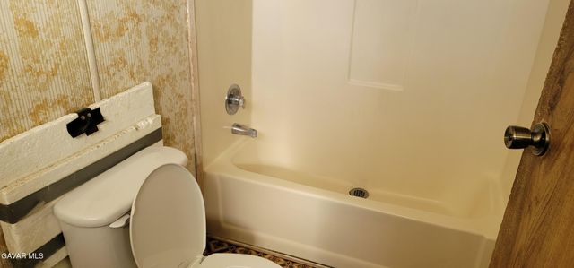 1992 Hillcrest Street, Rosamond, CA 93560