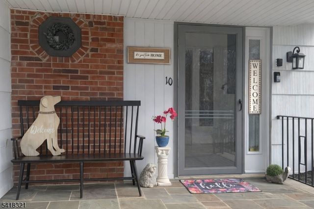 10 Downstream Dr, Mount Olive Twp., NJ 07836