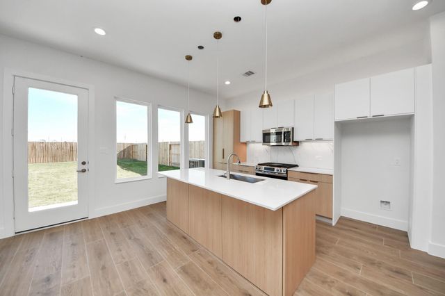 9141 Besos Lane, Houston, TX 77051