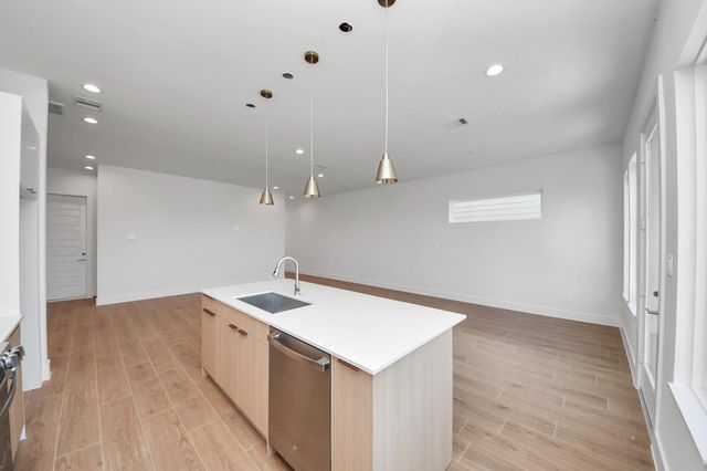 9141 Besos Lane, Houston, TX 77051