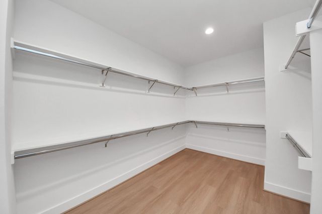 9141 Besos Lane, Houston, TX 77051