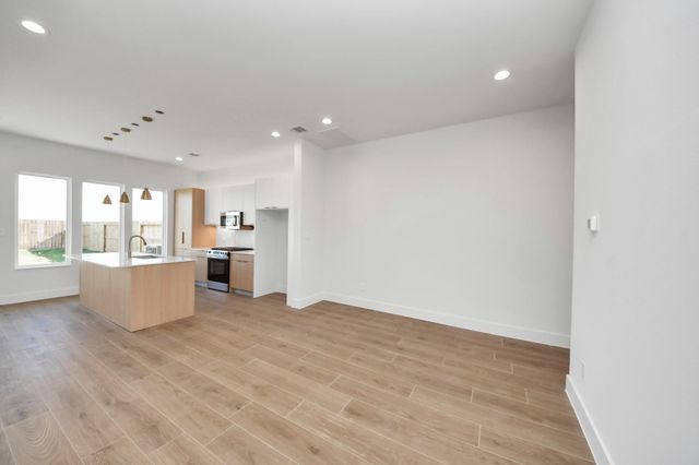 9141 Besos Lane, Houston, TX 77051