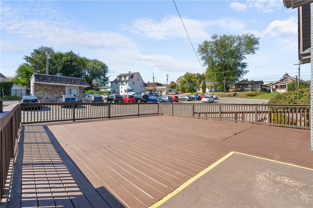 2222 Freeport Rd, New Kensington, PA 15068