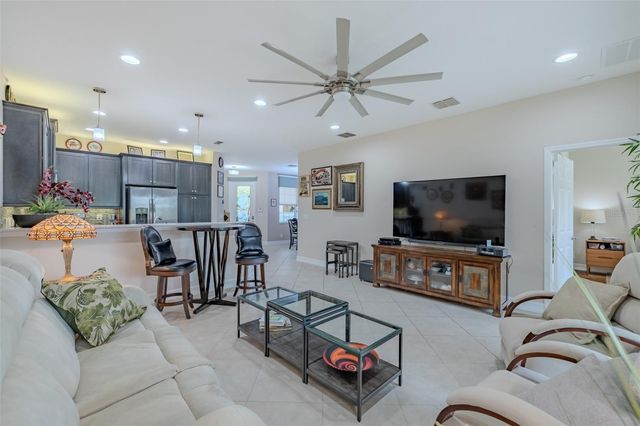 4972 MARBLE SPRINGS CIRCLE, Wimauma, FL 33598