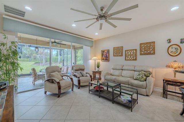 4972 MARBLE SPRINGS CIRCLE, Wimauma, FL 33598