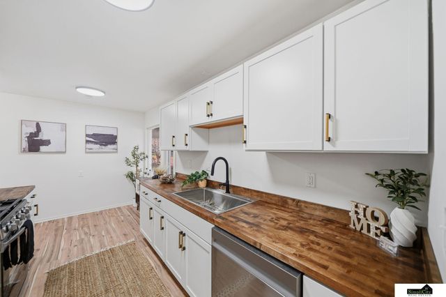 5315 W Wilkins Street, Lincoln, NE 68524