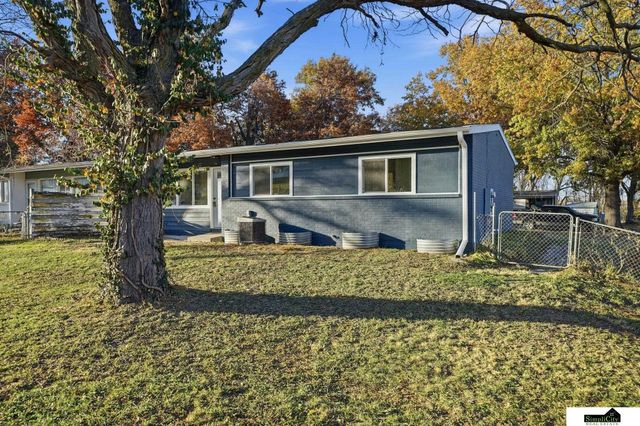 5315 W Wilkins Street, Lincoln, NE 68524