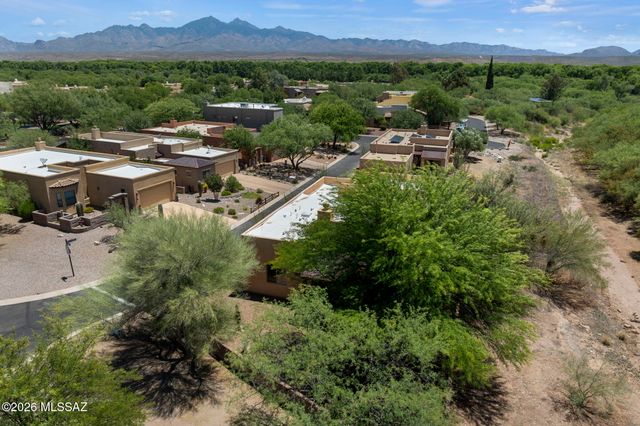 123 Geary Road, Tubac, AZ 85646