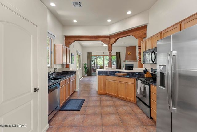 123 Geary Road, Tubac, AZ 85646