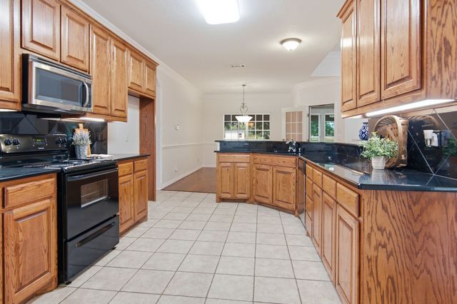 1941 Palomino Boulevard, Crowley, TX 76036