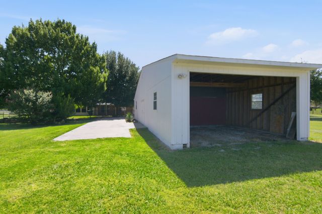 1941 Palomino Boulevard, Crowley, TX 76036