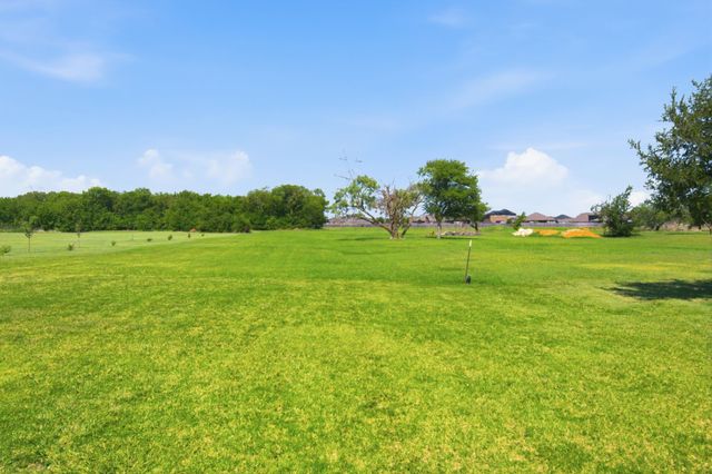 1941 Palomino Boulevard, Crowley, TX 76036