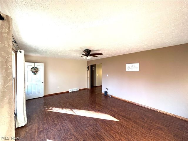 2205 Kimball Court, Akron, OH 44314