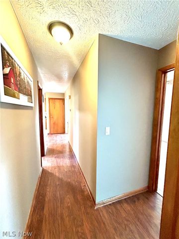 2205 Kimball Court, Akron, OH 44314