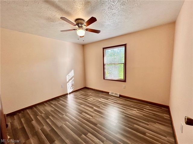 2205 Kimball Court, Akron, OH 44314