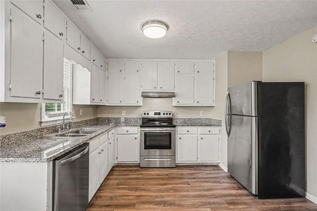 1394 Almand Creek Drive SW, Conyers, GA 30094