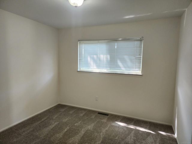 27055 Merideth Drive, Warren, MI 48092