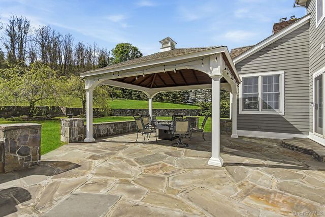 43 Buck Drive, Poughquag, NY 12570