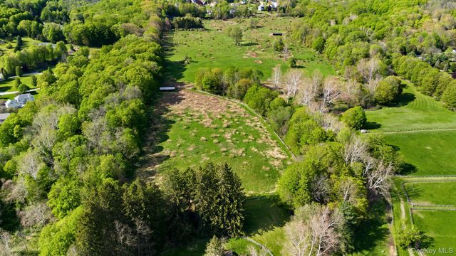 43 Buck Drive, Poughquag, NY 12570