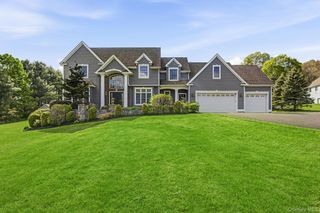 43 Buck Drive, Poughquag, NY 12570