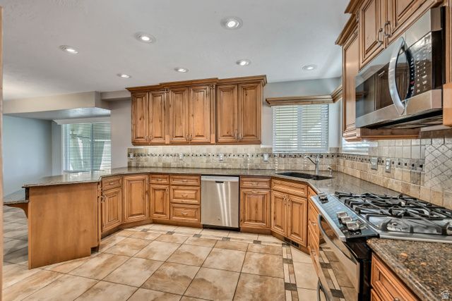 3522 W LILY GARDEN LANE, South Jordan, UT 84095