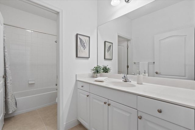 7526 RIDGELAKE CIRCLE, Bradenton, FL 34203