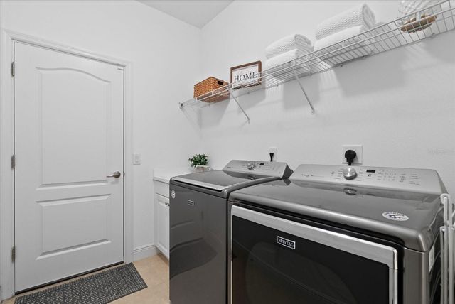 7526 RIDGELAKE CIRCLE, Bradenton, FL 34203