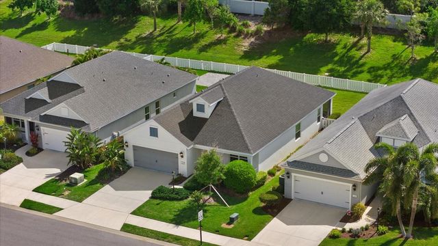 7526 RIDGELAKE CIRCLE, Bradenton, FL 34203
