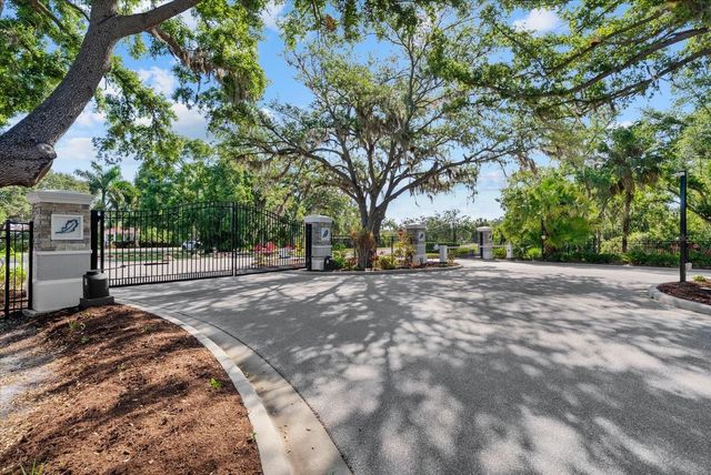 7526 RIDGELAKE CIRCLE, Bradenton, FL 34203