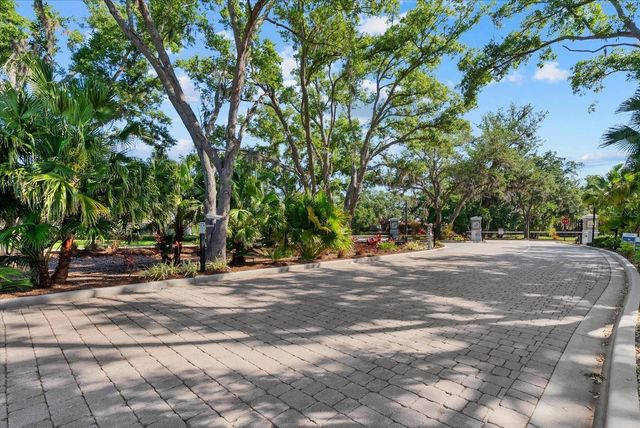 7526 RIDGELAKE CIRCLE, Bradenton, FL 34203