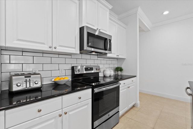 7526 RIDGELAKE CIRCLE, Bradenton, FL 34203