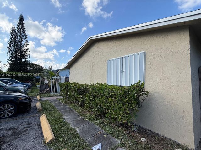 2845 NW 13th Ct, Fort Lauderdale, FL 33311