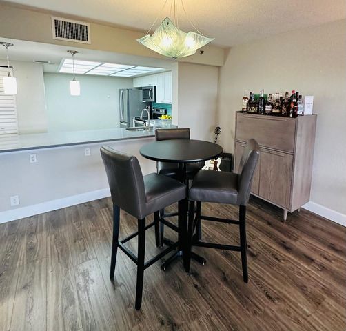 3200 Port Royale Drive N 2004, Fort Lauderdale, FL 33308