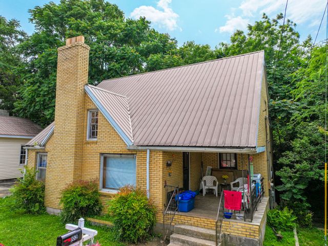 102 W Sparta St, Mcminnville, TN 37110