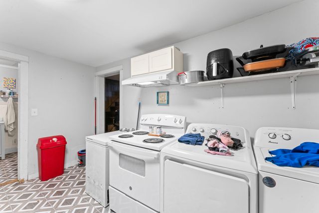 102 W Sparta St, Mcminnville, TN 37110